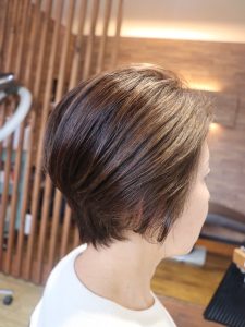 ショートヘアの画像